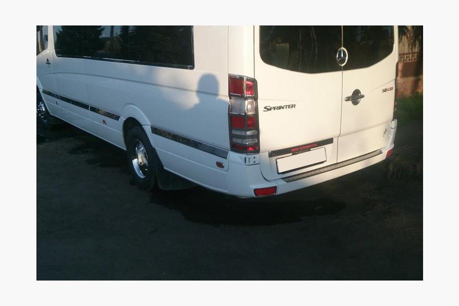 Mercedes Sprinter W906 2006–2018 Modanature porte in acciaio inox Passo medio. OmsaLine - Acciaio inox italiano Foto 4