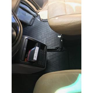 Tappetini in gomma (3 pz, Stingray) Mercedes Vito W638 1996-2003 foto 3