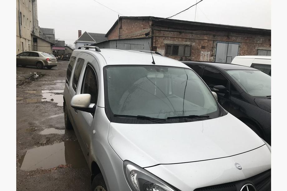 Mercedes Citan 2013-2021 Barre Tetto Cromate Base standard, piedini in plastica Foto 17