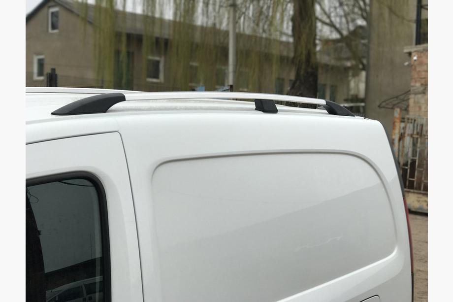 Mercedes Citan 2013-2021 Barre Tetto Cromate Base standard, piedini in plastica Foto 10