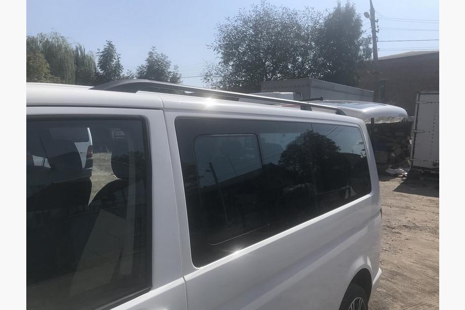 Volkswagen T5 Transporter 2003-2010 Barre Tetto Nere Base lunga, piedini in plastica Foto 9