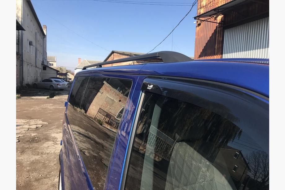 Volkswagen T5 Transporter 2003-2010 Barre Tetto Nere Base lunga, piedini in plastica Foto 5
