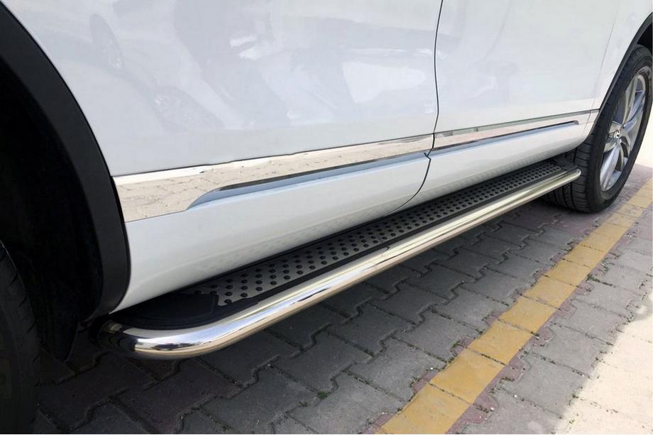 Volkswagen Amarok 2010-2022 Pedane Laterali Maydos V2 (2 pz, acciaio inox) Image