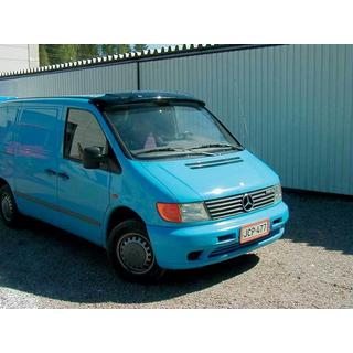Visiera parabrezza (nero lucido, 5mm) Mercedes Vito W638 1996-2003 foto 4