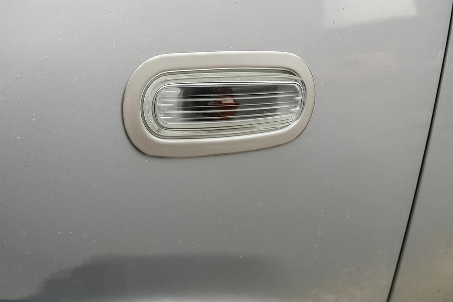 Volkswagen Amarok 2010-2022 Cornici cromate per indicatori di direzione (2 pz, acciaio inox) Foto 1