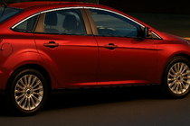 Ford Focus III 2011-2017 Cornici superiori finestrini acciaio inox (8 pz) Hatchback, OmsaLine - Acciaio Inox Italiano foto 1