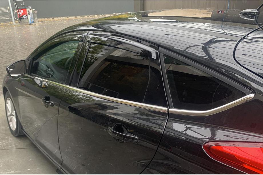 Ford Focus III 2011-2017 Modanature inferiori finestrini acciaio inox (8 pz) Hatchback, OmsaLine - Acciaio Inox Italiano Foto 3