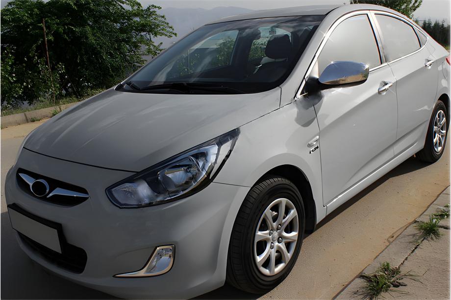 Hyundai Accent 2011-2017 Cover specchietti senza foro per freccia (2 pz) Image