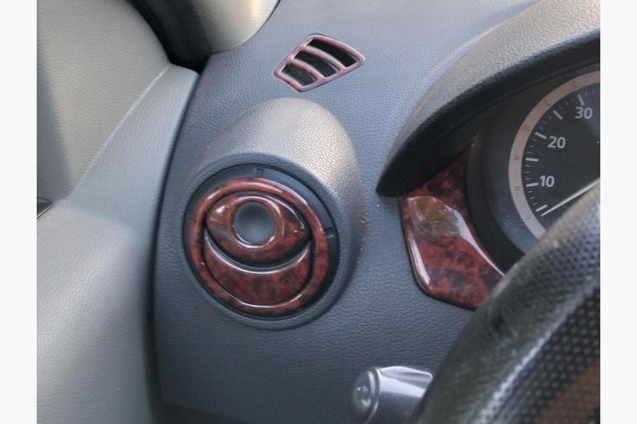 Dacia Logan I 2005-2008 Coperture interne (Meric, Turchia) Legno Foto 7