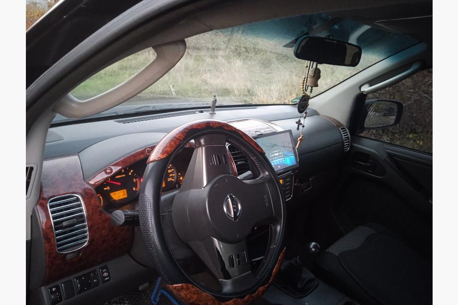 Nissan Navara 2006-2015 Kit Tuning Interni (12 Pezzi) Titanio Foto 5