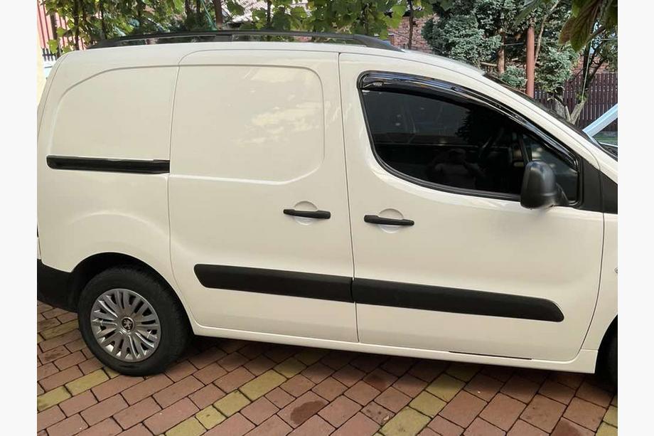 Peugeot Partner Tepee 2008-2018 Barre Tetto Nere Image