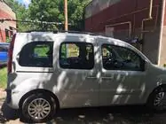 Renault Kangoo 2008–2020 Barre Tetto Nere Base standard, piedini in plastica foto 7