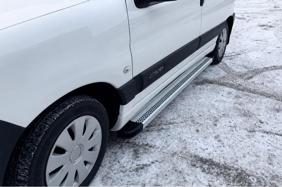 Citroen Berlingo 1996-2008 Pedane Laterali Maya V2 (2 pz, Alluminio) Image