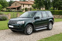 Land Rover Freelander II 2006–2014 Pedane Laterali Maya V2 (2 pz, Alluminio) foto 1