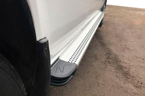 Volkswagen LT 1995-2006 Pedane Laterali Maya V2 (2 pz, Alluminio) foto 1