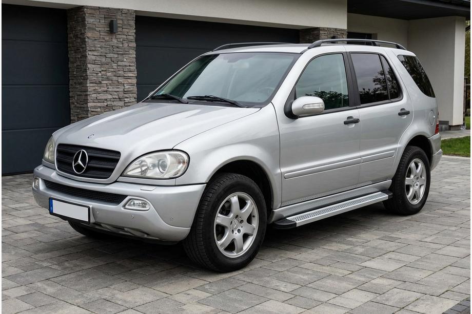 Mercedes ML W163 1997-2005 Pedane Laterali Maya V2 (2 pz, Alluminio) Foto 1
