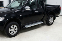 Mitsubishi L200 2006-2015 Pedane Laterali Maya V2 (2 pz, Alluminio) foto 1