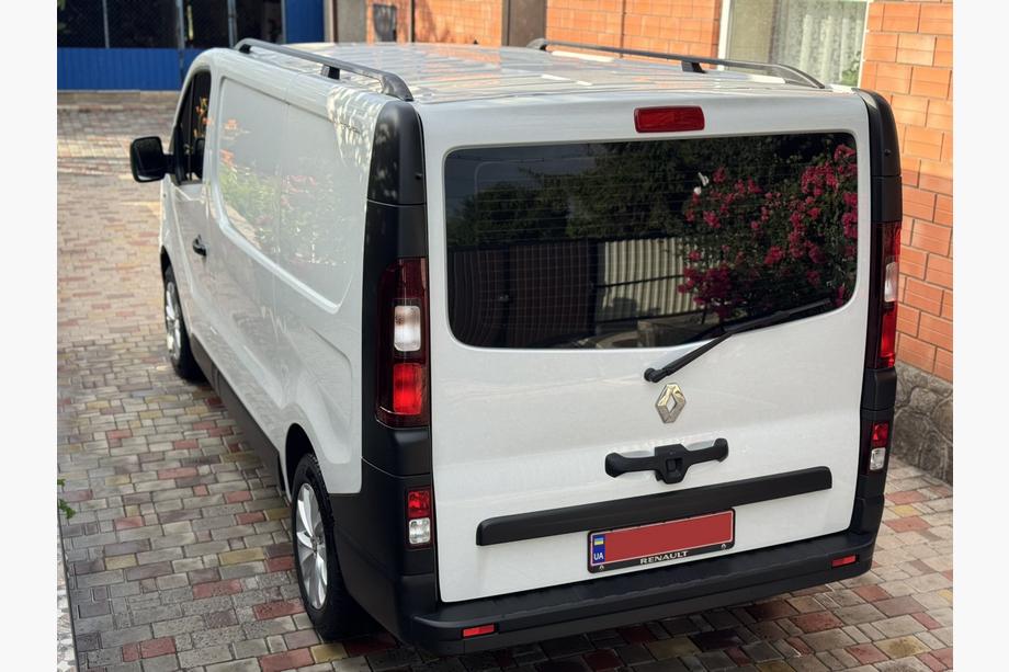 Renault Trafic 2015- Barre Tetto Nere Foto 4
