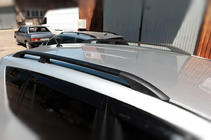 Toyota Rav 4 2006-2013 Barre Portatutto Nere Turche Base corta, piedini in plastica foto 3