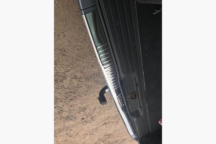 Mercedes Viano 2004-2014 Protezione paraurti posteriore con bordo (Omsa, acciaio inox) Foto 3