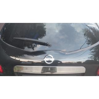 Modanatura cromata sopra la targa (acciaio inox) Nissan Qashqai 2010-2014 foto 2