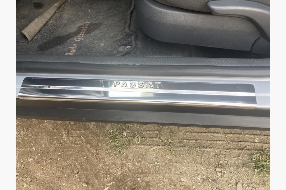 Volkswagen Passat B5 1997-2005 Battitacco OmsaLine (4 pz, acciaio inox) Foto 5