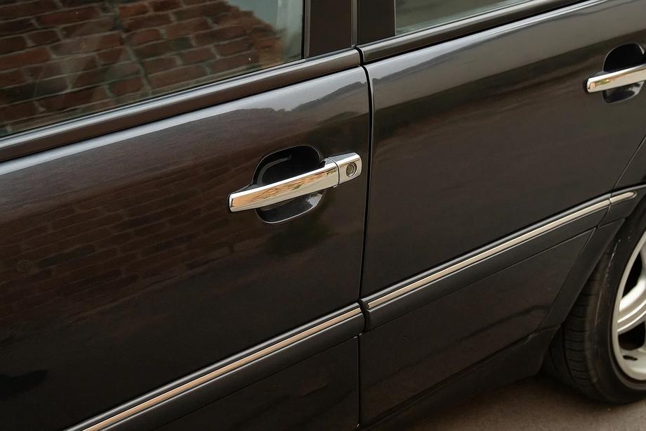 Mercedes C-class W202 1993-2001 Coperture Maniglie Porta Cromate (4 pz, Acciaio Inox) Image