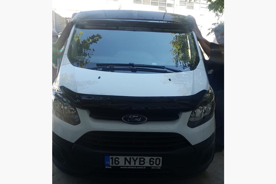Ford Custom 2013-2022 Visiera parabrezza (con staffe) Foto 3
