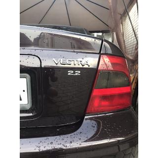 Scritta Vectra (Turchia) foto 1