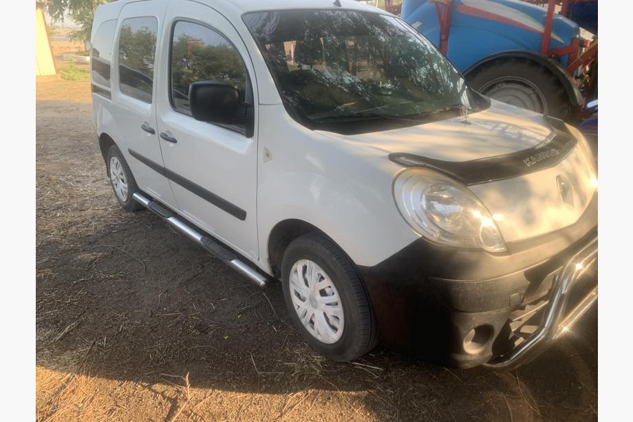 Renault Kangoo 2008–2020 Barre Laterali BB002 (2 pz, Acciaio Inox) 70 mm, passo lungo Foto 9