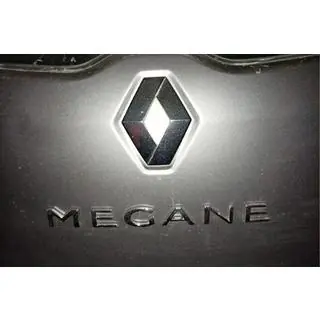 Scritta Megane 908897337R (270mm x 25mm) Renault Megane III 2009-2016 foto 2