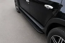 Dacia Duster 2008-2018 Pedane Laterali Tayga V1 Nero (2 pz, Alluminio) foto 1
