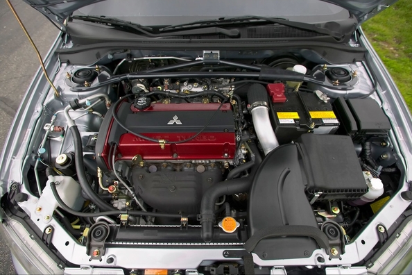 Il rumore di automobili di Mitsubishi Lancer X, ASX, Outlander XL, Outlander RE (2012+) durante il funzionamento al minimo