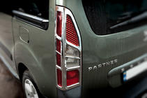 Citroen Berlingo 2008-2018 Coperture Cromate per Fanali Posteriori Angolari (2pz, Plastica) foto 1