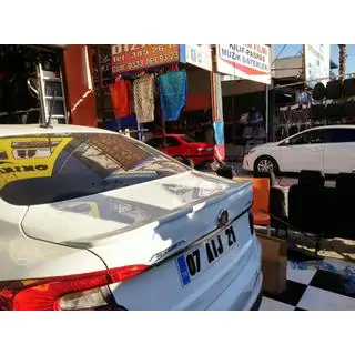 Spoiler da verniciare (vetroresina) foto 2
