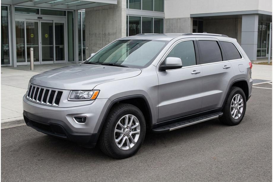 Jeep Grand Cherokee WK2 2010-2021 Pedane Laterali Duru (2 pz, Alluminio) Image