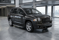 Jeep Compass 2006-2016 Pedane Laterali Maya V1 (2 pz, Alluminio) foto 1