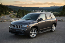 Jeep Compass 2006-2016 Pedane Laterali Bosphorus Black (2 pz, Alluminio) foto 1