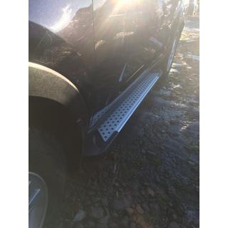 Pedane Laterali Allmond Grey (2 pz, Alluminio) Kia Sportage 2010-2015 foto 3