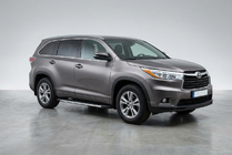 Toyota Highlander 2013-2019 Pedane Laterali Duru (2 pz, Alluminio) foto 1