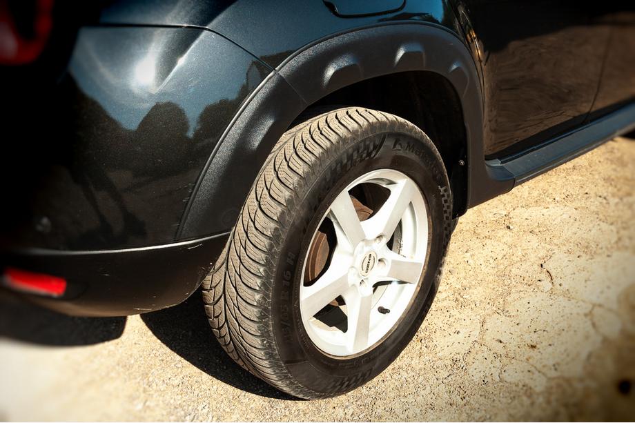 Renault Duster 2008–2017 Allargatori passaruota con bordini (8 pz, ABS) Foto 7