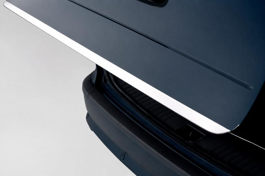 Chevrolet Captiva 2006-2019 Modanatura bagagliaio acciaio inox Image