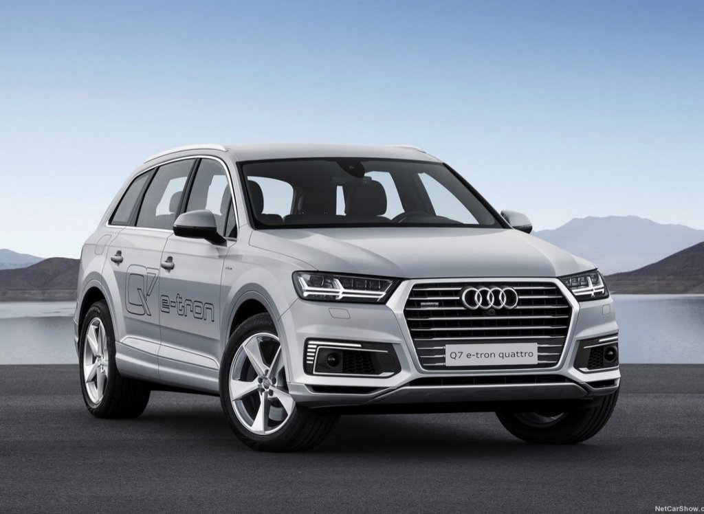 Sfoglia ibrido Audi Q7 e-Tron con motore diesel