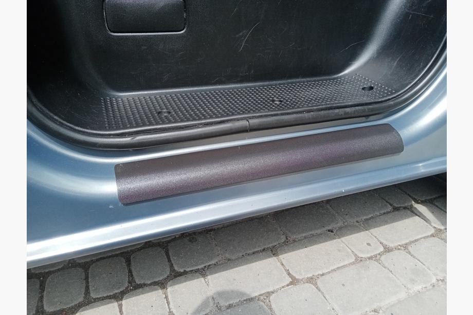 Nissan Primastar 2002-2014 Coperture battitacco ABS (2 pz, DDU) Foto 1