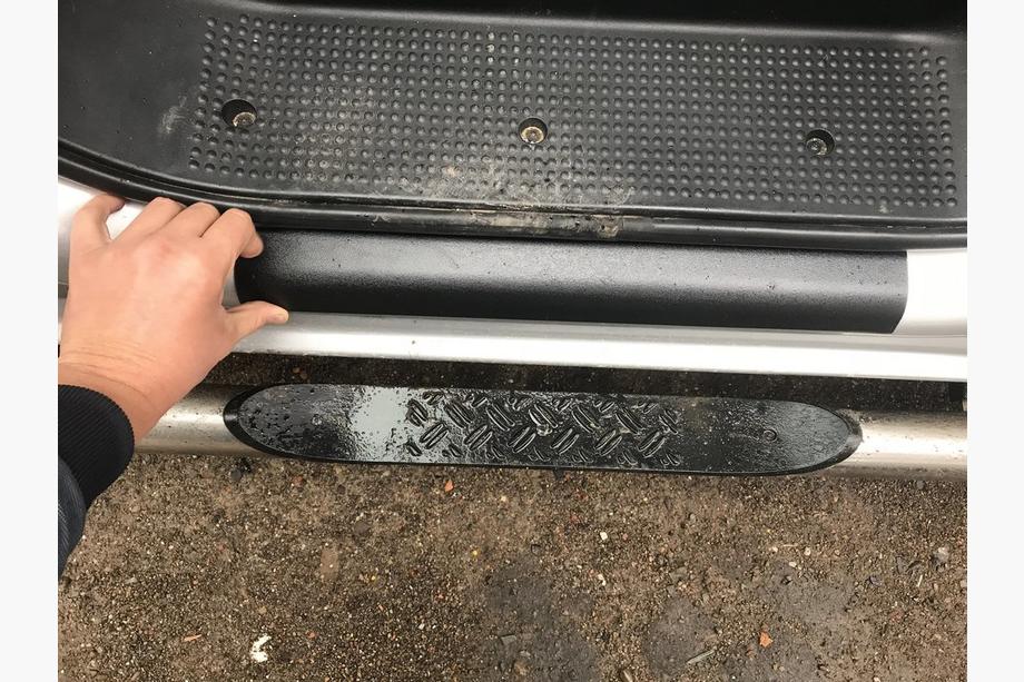 Renault Trafic 2001–2015 Coperture battitacco ABS (2 pz, DDU) Lucido Foto 6