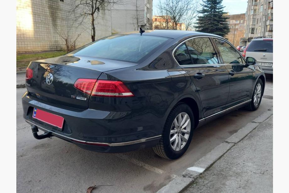 Volkswagen Passat B8 2015-2023 Protezione paraurti posteriore in acciaio inox SD/SW (3 pz) Carmos - Acciaio Inox Turco Foto 7