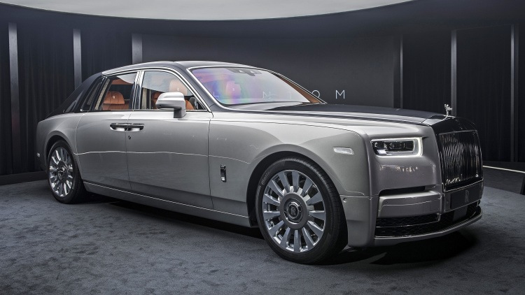 Presentato ufficialmente Rolls-Royce Phantom ottava generazione