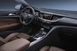 Revisione della nuova Opel Insignia liftback foto 4