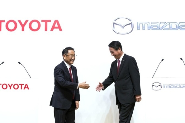 Toyota e Mazda prevede lo sviluppo congiunto di veicoli elettrici Foto 2