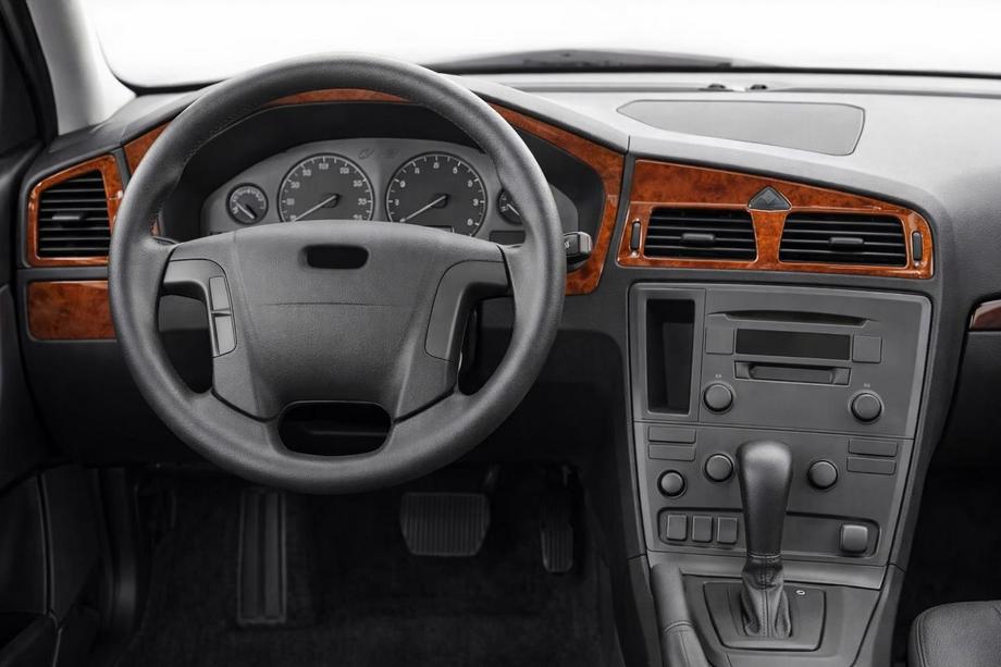Volvo V70 2000-2007 Coperture cruscotto (Principali, 2005-2007) Image